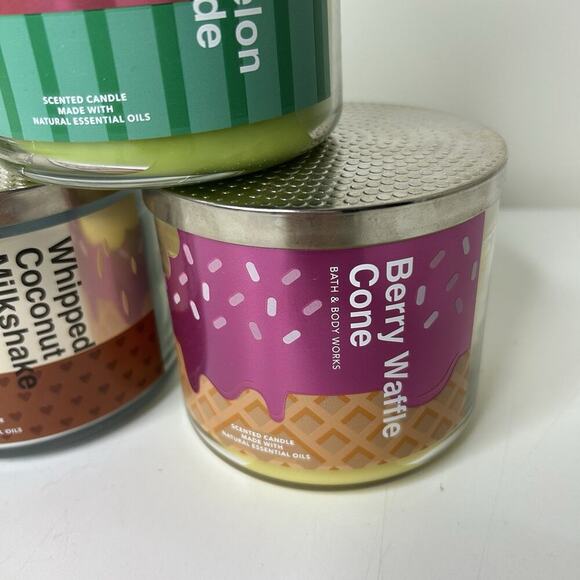 Bath & Body Works Candles Whipped Coconut Milkshake Lemonade & Berry Waffle Cone - Picture 4 of 8